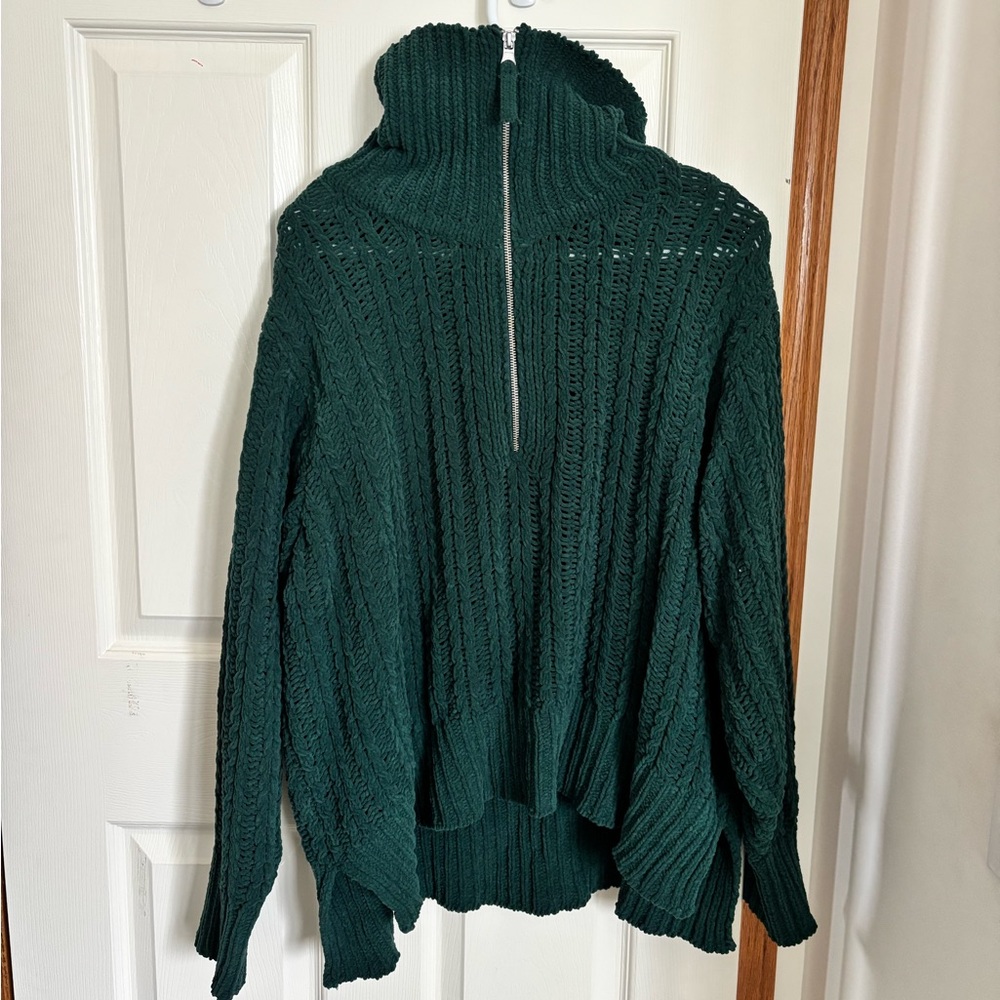 Aerie Sweater, Size Medium